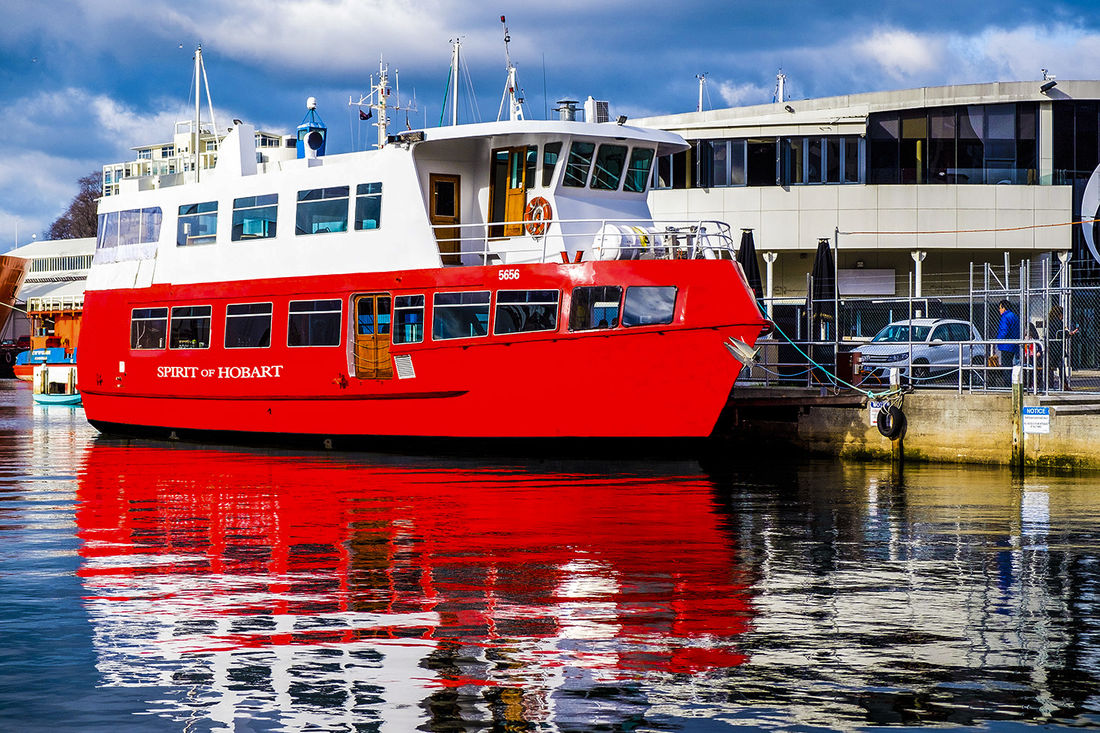 boat cruise hobart